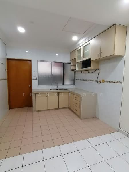 Townhouse for Sale in Taman Wangsa Permai (Kepong) - Frankie Ong - Kitchen - PropertyGuru.com.my