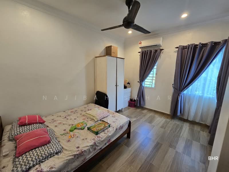 Rumah Teres 2-Tingkat untuk Dijual di Bandar Seri Putra (Bangi) - Najibah Sahari - PropertyGuru.com.my