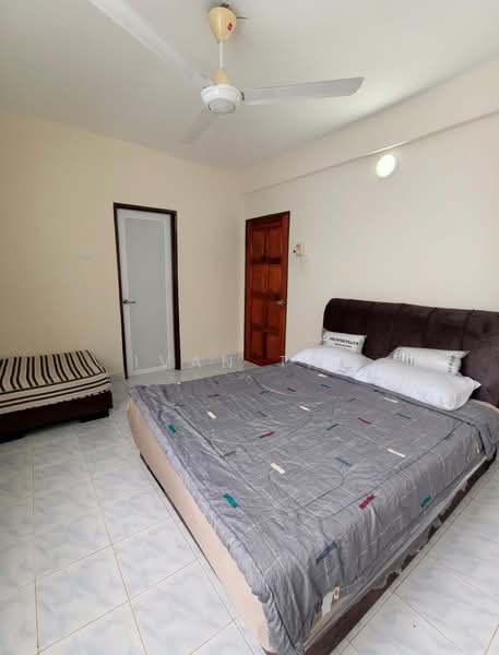 Pangsapuri untuk Disewa di Vista Lavender - Ivan Tan - Bedroom - PropertyGuru.com.my