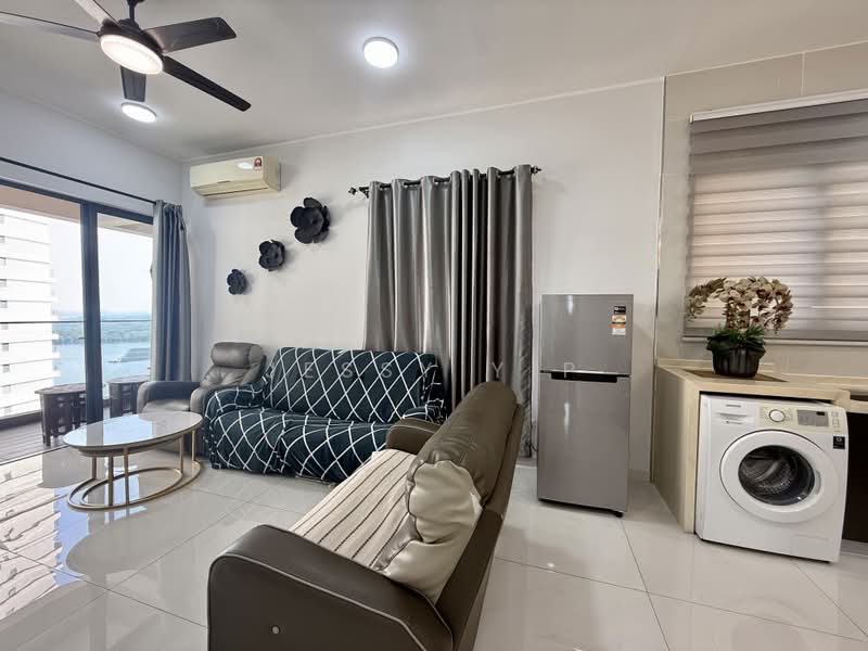 Kondominium untuk Disewa di Bay Laurel @ Country Garden Danga Bay - Jessy Yip - Living Room - PropertyGuru.com.my