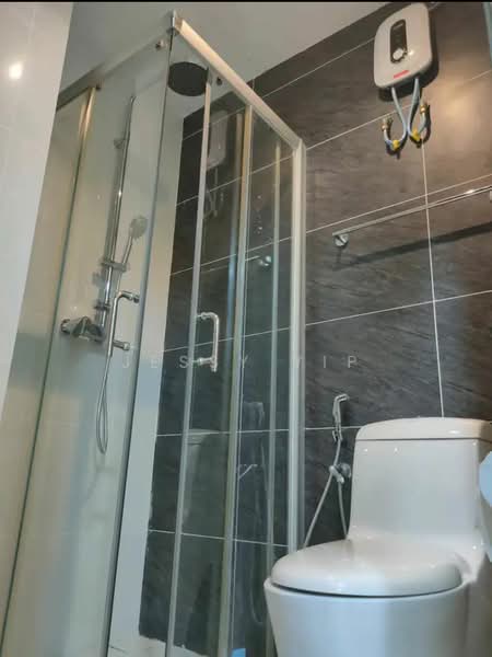 Kondominium untuk Disewa di Bay Laurel @ Country Garden Danga Bay - Jessy Yip - Bathroom - PropertyGuru.com.my