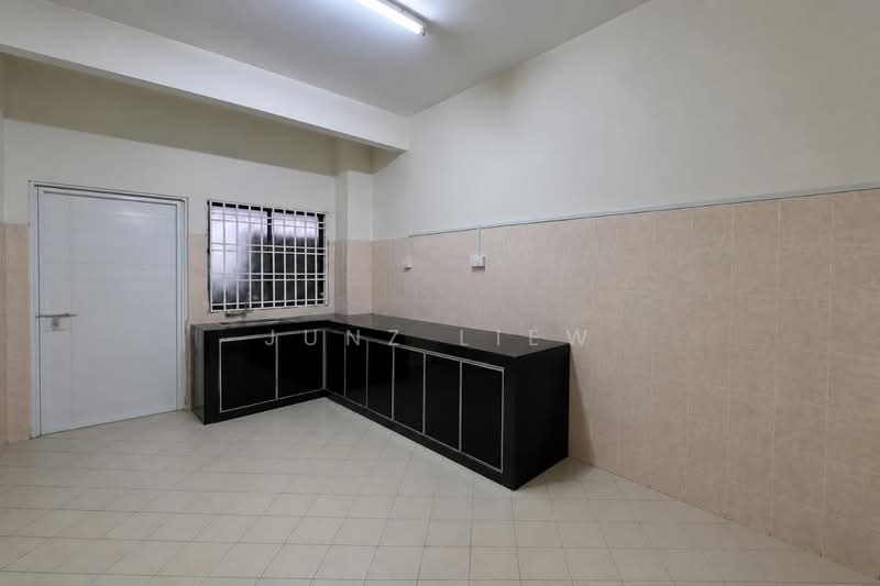 Rumah Teres 2-Tingkat untuk Dijual di Taman Pulai Utama (Skudai) - Junz Liew - PropertyGuru.com.my