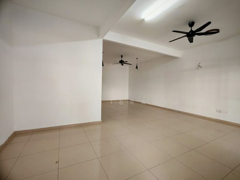 Rumah Teres 2-Tingkat untuk Dijual di Nilai 3 (Nilai) - Hawa Ibrahim - Interior - PropertyGuru.com.my