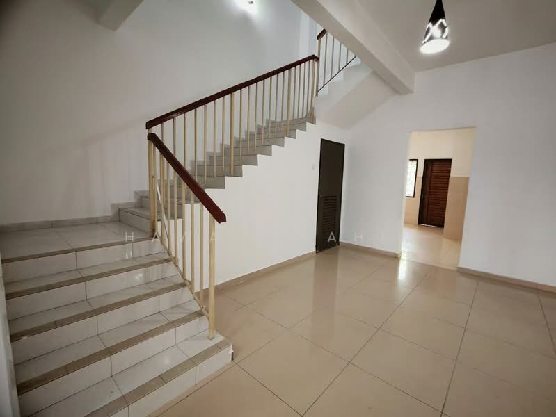Rumah Teres 2-Tingkat untuk Dijual di Nilai 3 (Nilai) - Hawa Ibrahim - Interior - PropertyGuru.com.my