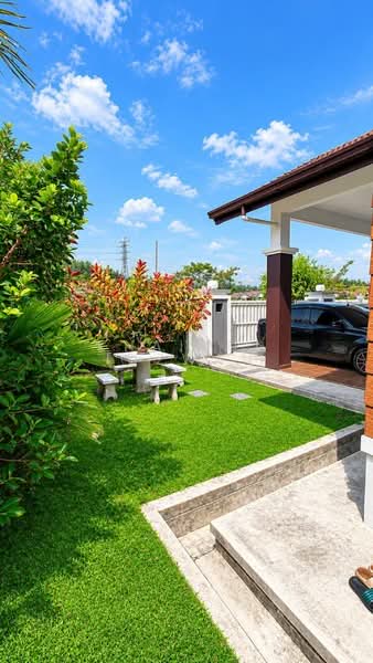 Bungalow House for Sale in Senawang (Negeri Sembilan) - Khairul Idzwan - Exterior - PropertyGuru.com.my