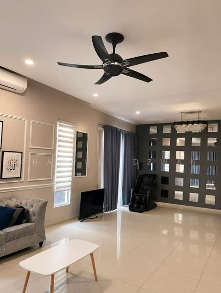 Bungalow House for Sale in Senawang (Negeri Sembilan) - Khairul Idzwan - Living Room - PropertyGuru.com.my