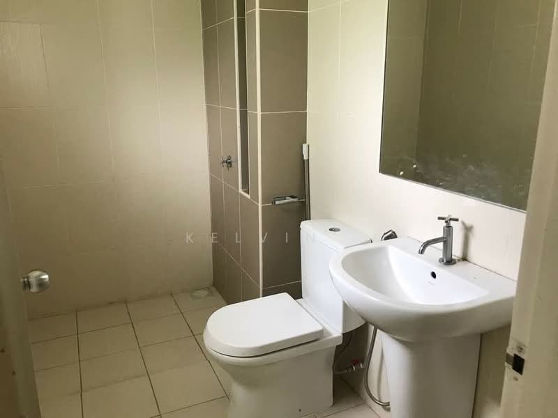 Semi-Detached House for Sale in Kota Emerald (Rawang) - Kelvin . - Bathroom - PropertyGuru.com.my