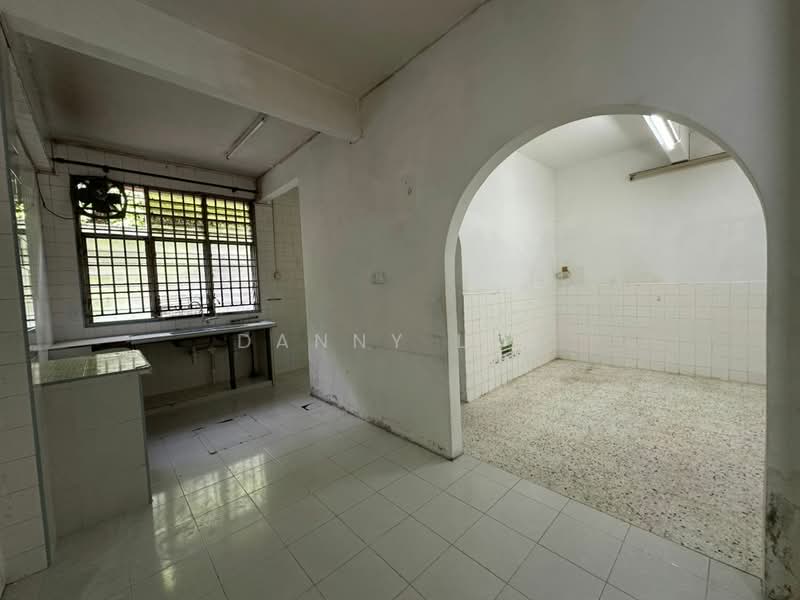 Rumah Teres 2-Tingkat untuk Dijual di Jelutong (Penang) - Danny Lim - Kitchen - PropertyGuru.com.my