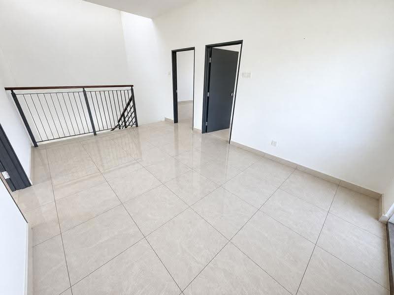 Rumah Berkembar untuk Dijual di Bandar Seri Coalfields (Sungai Buloh) - Lucas Loh - Interior - PropertyGuru.com.my