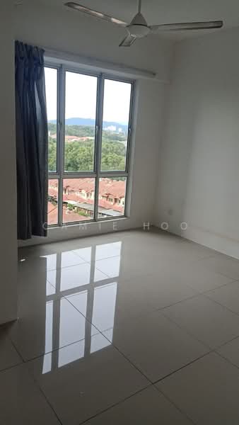 Kediaman Servis untuk Dijual di Silk Residence - Camie Hoo - View - PropertyGuru.com.my