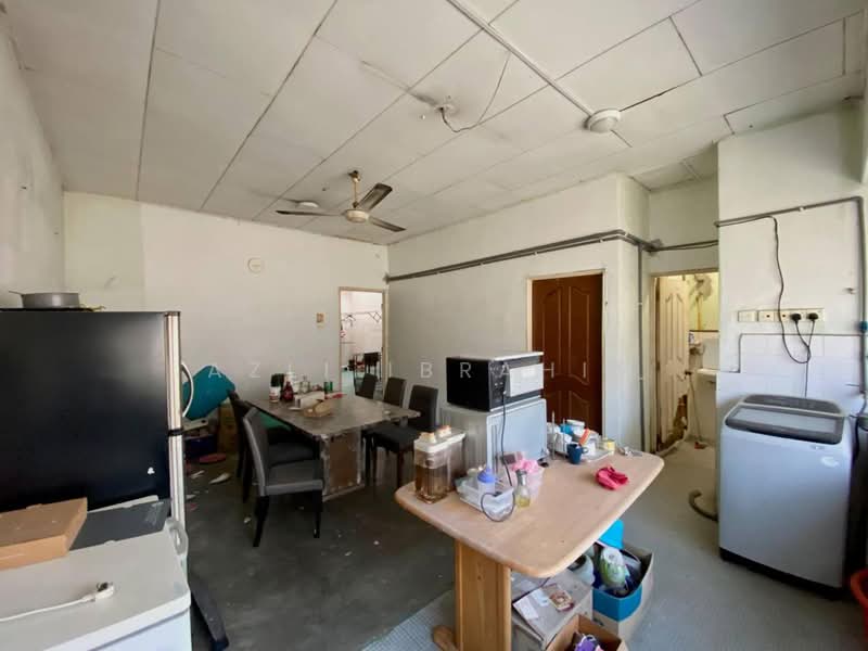 Shop / Office untuk Dijual di Bandar Teknologi Kajang (Kajang) - Azli Ibrahim - Kitchen - PropertyGuru.com.my