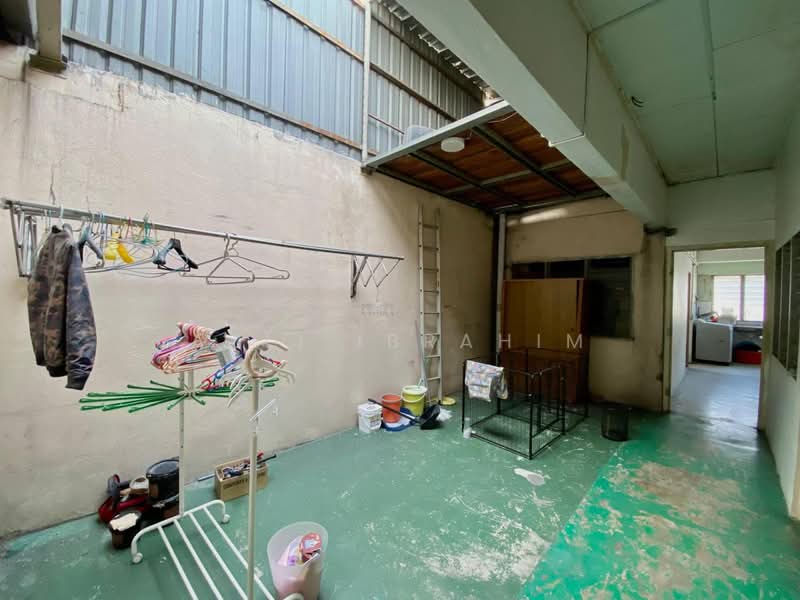 Shop / Office untuk Dijual di Bandar Teknologi Kajang (Kajang) - Azli Ibrahim - Interior - PropertyGuru.com.my