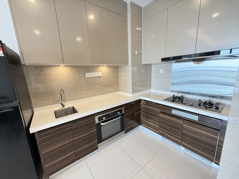 Kondominium untuk Disewa di R&F Princess Cove Phase 2-Seine Region - John Pharn - Kitchen - PropertyGuru.com.my