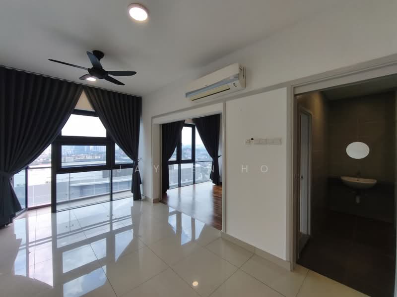 Kediaman Servis untuk Disewa di Pacific Star - Jayden Ho - Living Room - PropertyGuru.com.my