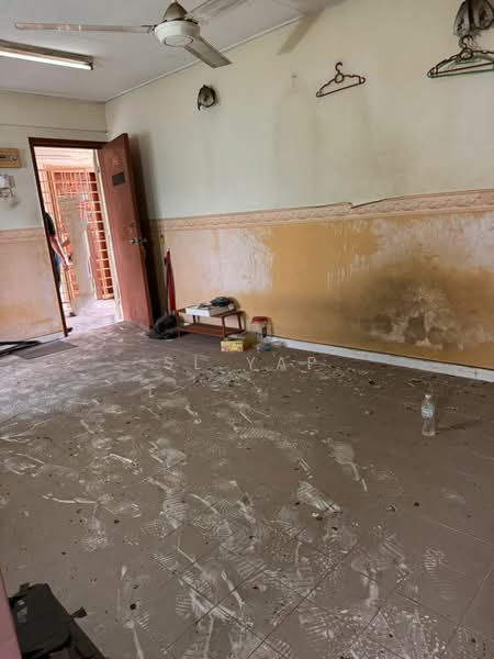 Flat for Sale at Desa Petaling Flat - SL Yap - Interior - PropertyGuru.com.my
