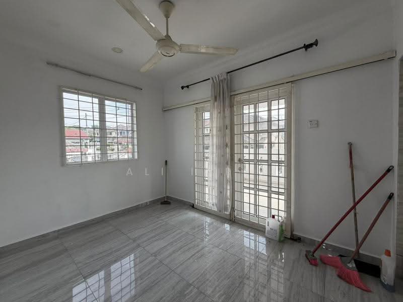 2-storey Terraced House for Sale in Saujana Impian, Impian Gemilang (Kajang) - Ali Idris - Interior - PropertyGuru.com.my