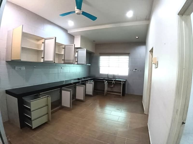 2-storey Terraced House for Sale in Taman Putri Lindungan Bintang (Ipoh) - Jeff Tan - Kitchen - PropertyGuru.com.my