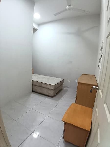 2-storey Terraced House for Sale in Taman Putri Lindungan Bintang (Ipoh) - Jeff Tan - Bedroom - PropertyGuru.com.my