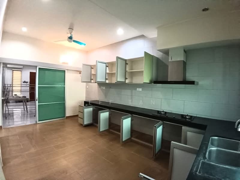 2-storey Terraced House for Sale in Taman Putri Lindungan Bintang (Ipoh) - Jeff Tan - Kitchen - PropertyGuru.com.my