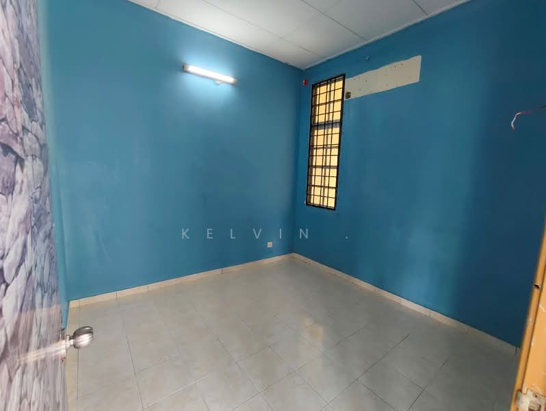 1-storey Terraced House for Sale in Antara Gapi (Ulu Yam) - Kelvin . - Interior - PropertyGuru.com.my