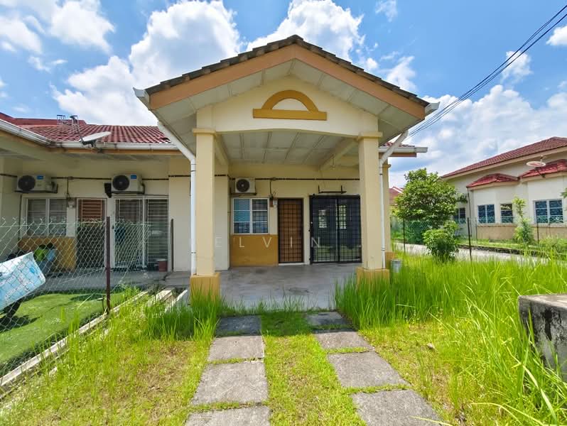 1-storey Terraced House for Sale in Antara Gapi (Ulu Yam) - Kelvin . - Exterior - PropertyGuru.com.my