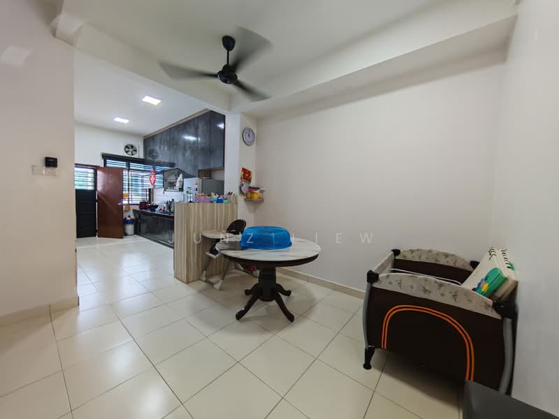 Rumah Teres 2-Tingkat untuk Dijual di Taman Scientex Senai (Senai) - Junz Liew - PropertyGuru.com.my