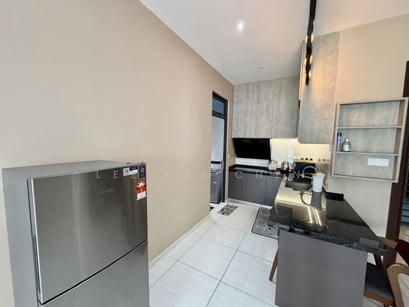 Condominium for Rent at Queens Residences Q1 @ Queens Waterfront - Lee Xue Chen - Kitchen - PropertyGuru.com.my