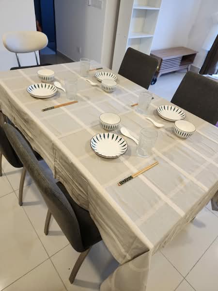 Kediaman Servis untuk Disewa di Henna Residence @ The Quartz WM - Ivan Hoh - Dining Room - PropertyGuru.com.my