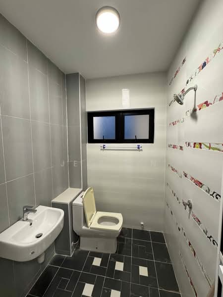 Kondominium untuk Disewa di Treetops Residence - Jeff Tan - Bathroom - PropertyGuru.com.my