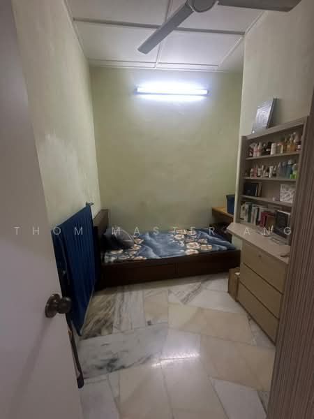 Pangsapuri untuk Dijual di Taman Lembah Maju - Thom Master Ang - Bedroom - PropertyGuru.com.my