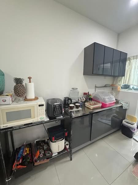 Service Residence for Rent at D'carlton (Residensi Seri Mega) - Glenn Twe - Kitchen - PropertyGuru.com.my