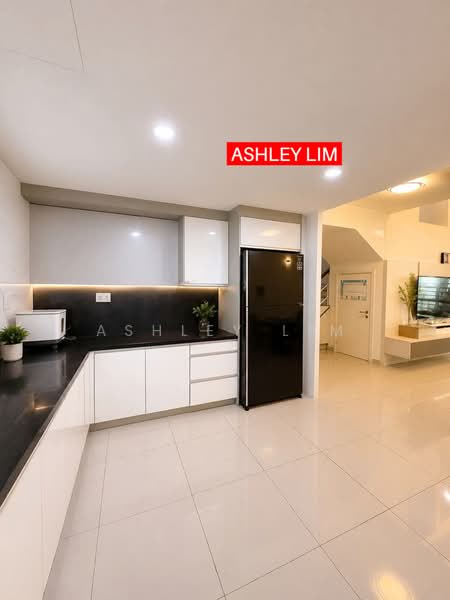 3-storey Terraced House for Sale in Gelugor (Penang) - Ashley Lim - Kitchen - PropertyGuru.com.my