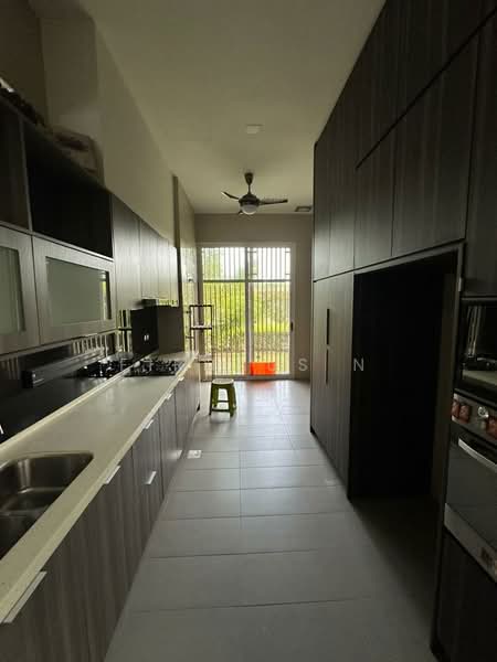 Zero-Lot Bungalow for Sale in Cyberjaya (Selangor) - Firdaus N - Kitchen - PropertyGuru.com.my