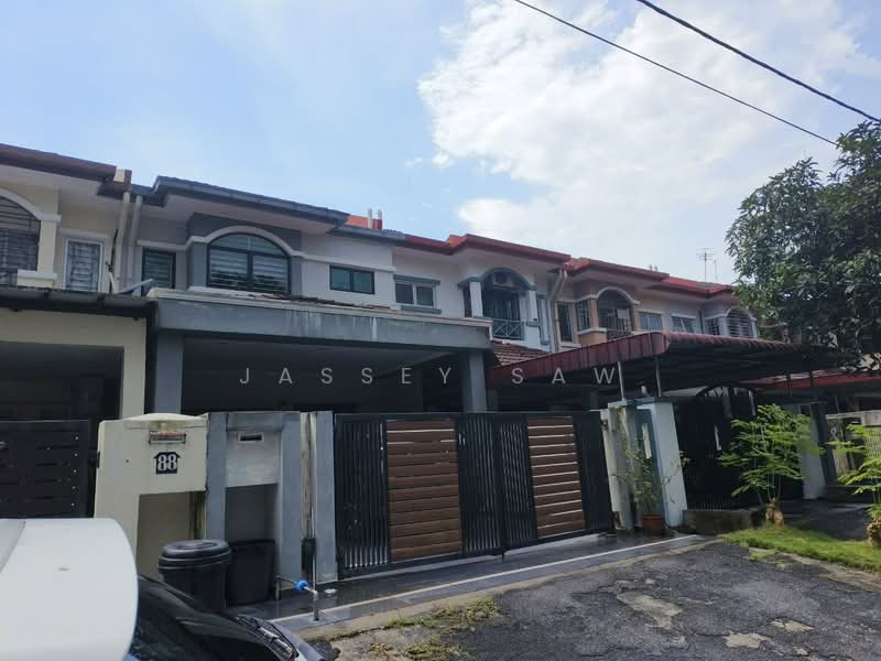 2-storey Terraced House for Sale in SS19 (Subang Jaya) - Jassey Saw - Exterior - PropertyGuru.com.my