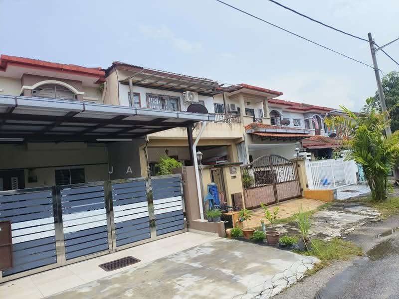 2-storey Terraced House for Sale in SS19 (Subang Jaya) - Jassey Saw - Exterior - PropertyGuru.com.my