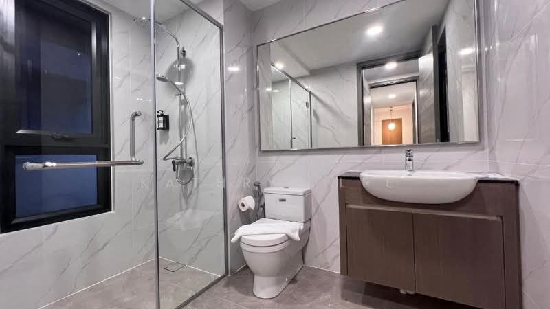 Kondominium untuk Dijual di RV2 Residence (Riverville Residences 2) - Kathryn Lee - Bathroom - PropertyGuru.com.my