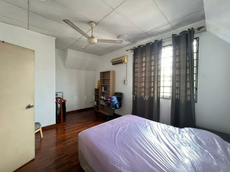 Rumah Teres 2.5-Tingkat untuk Dijual di Bandar Sri Damansara (Selangor) - Kiing TW - Bedroom - PropertyGuru.com.my