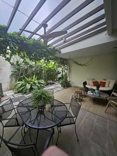 Bungalow House untuk Dijual di Sierramas (Sungai Buloh) - Rick Lum - Living Room - PropertyGuru.com.my