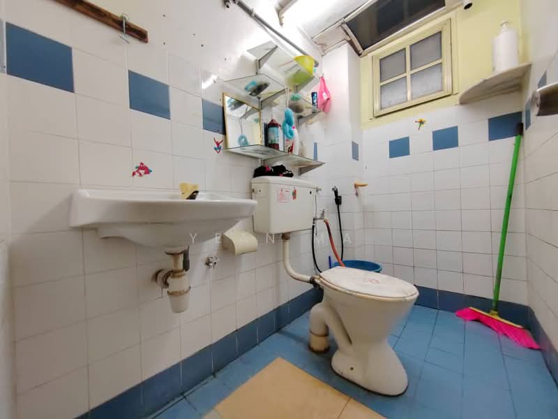 Apartment for Sale at Las Palmas (Palas) - Yean Ma - Bathroom - PropertyGuru.com.my