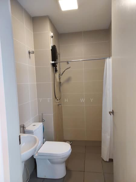 Rumah Bandar untuk Disewa di 16 Sierra (Puchong) - Yeoh WY - Bathroom - PropertyGuru.com.my