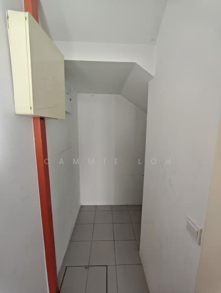 Semi-Detached House for Sale in Semenyih (Selangor) - Cammie Loh - Corridor - PropertyGuru.com.my