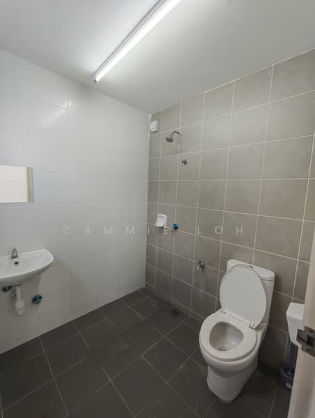Semi-Detached House for Sale in Semenyih (Selangor) - Cammie Loh - Bathroom - PropertyGuru.com.my