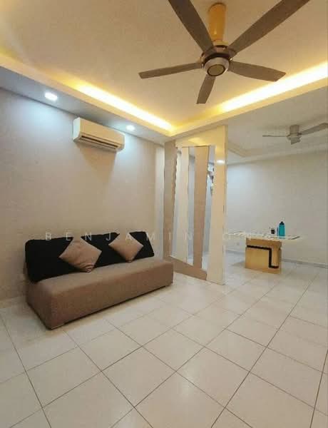 1.5-storey Terraced House for Rent in Bukit Indah (Iskandar Puteri (Nusajaya)) - Benjamin Ong - Living Room - PropertyGuru.com.my