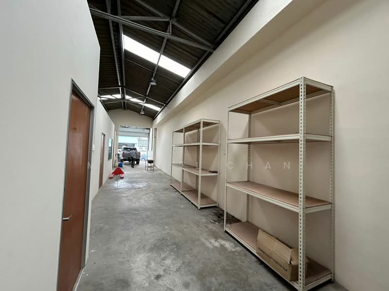 Kilang untuk Dijual di Taman Perindustrian Kinrara (Bandar Kinrara) - Michael Chan - Interior - PropertyGuru.com.my