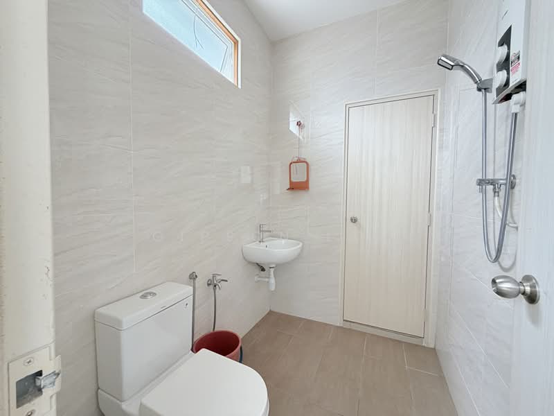 Rumah Teres 2-Tingkat untuk Dijual di Taman Kluang Perdana (Kluang) - Gipson Lay - PropertyGuru.com.my