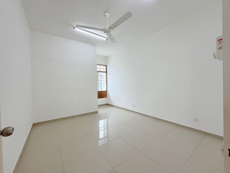 Rumah Teres 2-Tingkat untuk Dijual di Taman Kluang Perdana (Kluang) - Gipson Lay - PropertyGuru.com.my