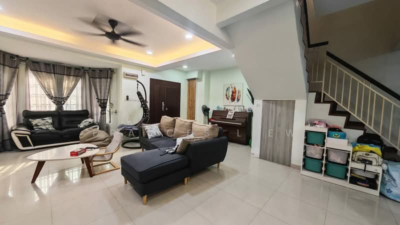 2-storey Terraced House for Sale in Bandar Putra Permai (Seri Kembangan) - Frances Liew - Living Room - PropertyGuru.com.my