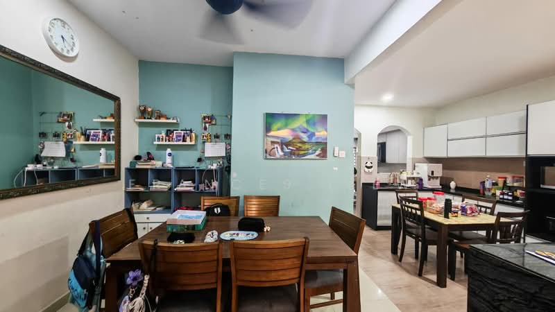 2-storey Terraced House for Sale in Bandar Putra Permai (Seri Kembangan) - Frances Liew - Dining Room - PropertyGuru.com.my