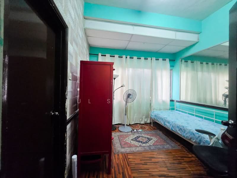 Semi-Detached House for Sale in Ampang Jaya (Ampang) - Zul Syafiq - Bedroom - PropertyGuru.com.my