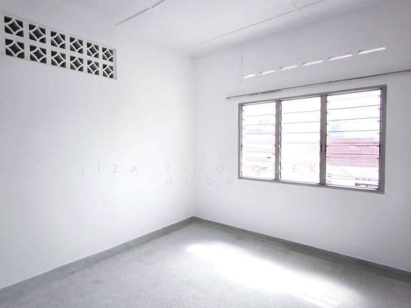 2-storey Terraced House for Sale in Sea Park (Petaling Jaya) - Liza Tieo Quek Hoon - PropertyGuru.com.my